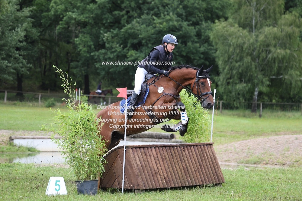 Preview malin petersen mit luigi IMG_0697.jpg